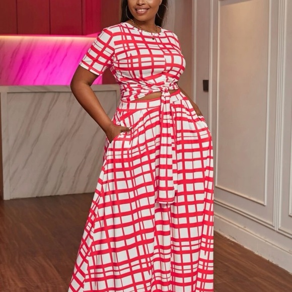 Sexy plaid red skirt set​ - Picture 5 of 10